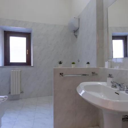 Tranquil Elegance In The Heart Of - Historic Convent Apartment Pisa